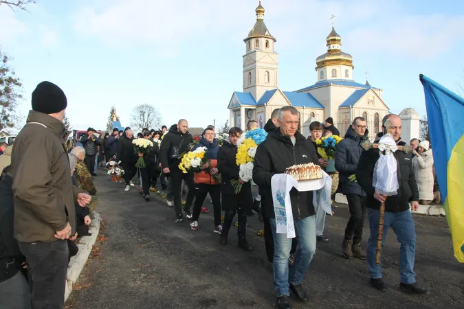 На Волині прощалися з молодим захисником Богданом Борисюком (фото)