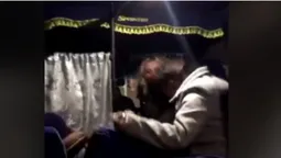 «По**й мені твої окуляри»: в автобусі на Волині побилися жінки (відео)