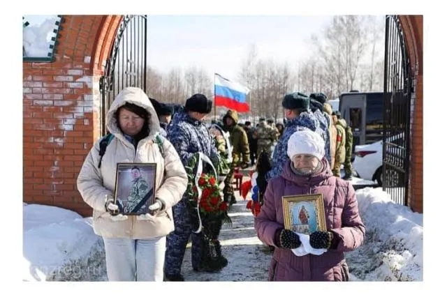 На росію везуть десятки трун з України: московити шоковані своїми втратами (фото)