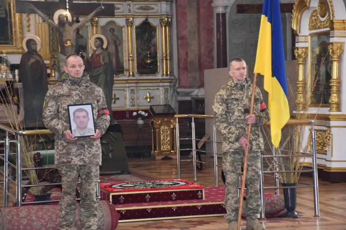 У Луцьку попрощалися з Героєм Андрієм Головченком