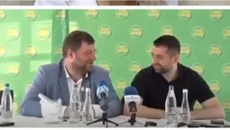 «Робоча баба»:  в мережу злили ролик, де «слуги» обговорюють свою колегу (відео)