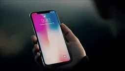На  iPhone X  вишикувалися рекордні черги (відео)