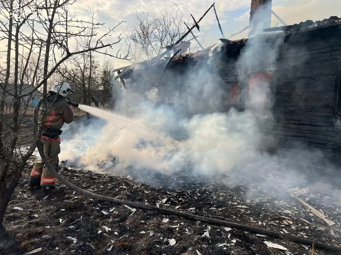 Волинь палає: рятувальники бʼють на сполох через постійні пожежі (фото)
