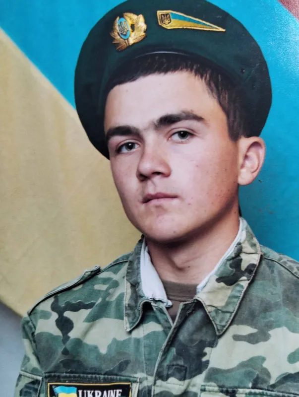 На Волині громада попрощалася з загиблим на Донеччині захисником Андрієм Денисюком