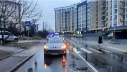 Ранкова ДТП: у Луцьку пенсіонер на «пежо» збив на переході пенсіонерку (фото)
