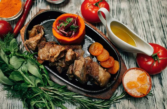 Під Луцьком продають великий ресторанний комплекс (фото)