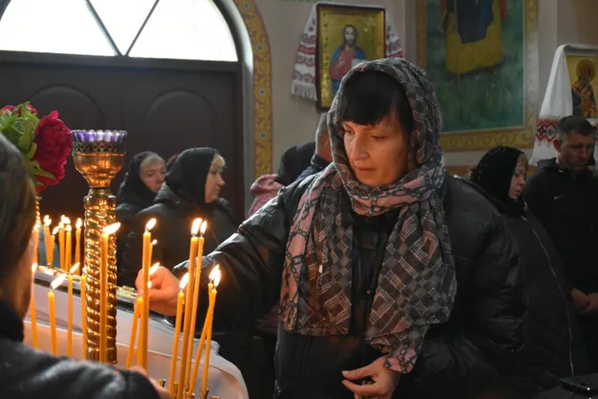 Загинув на Донеччині: Луцька громада попрощалася з Вячеславом Терьохіним (фото)